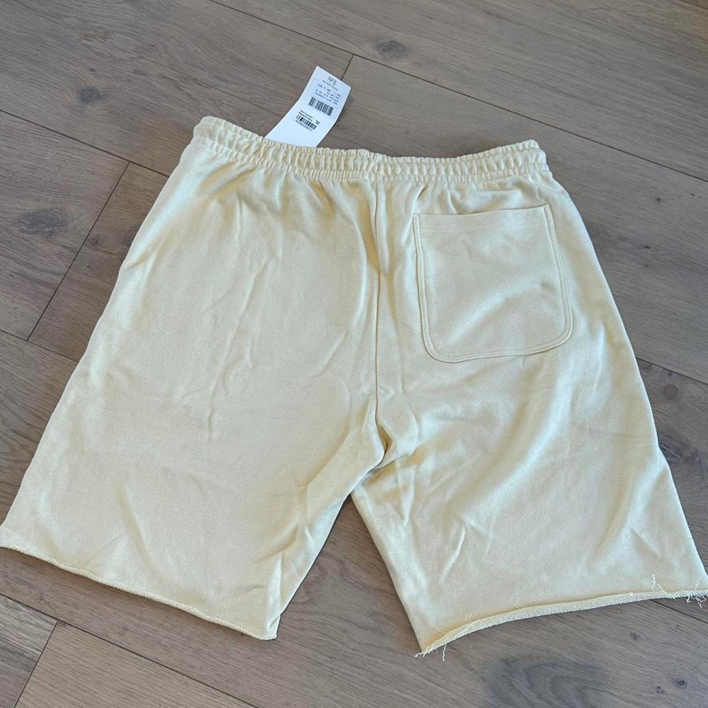 NWT Scotch and Soda Light Yellow shorts - Picture 3 of 3